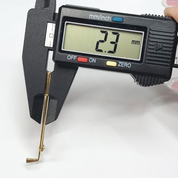 Vintage 2.06in 12K Gold Filled Alice Caviness Signed Golf Club Bar Brooch Pin - Picture 5 of 10